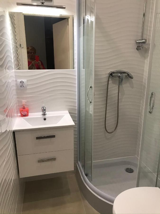 Stajnia Pod Debem Bed & Breakfast สตาราโควิเซอ ภายนอก รูปภาพ